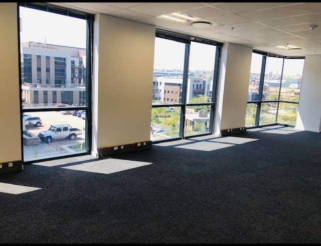 70M² SERVICED OFFICE TO LET IN VORNA VALLEY